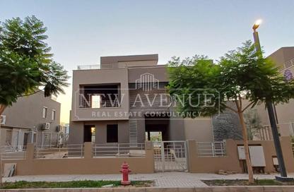 Villa - 5 - 6 for sale in Palm Hills Katameya Extension - 5th Settlement Compounds - The 5th Settlement - New Cairo City - Cairo