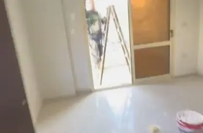 Office Space - 4 Bedrooms - 2 Bathrooms for rent in Ahmed Al Zomor St. - 8th Zone - Nasr City - Cairo