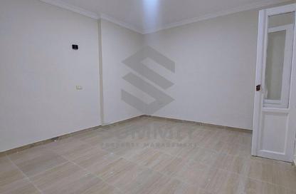 Apartment - 2 Bedrooms - 2 Bathrooms for sale in Suez Road - New Cairo City - Cairo