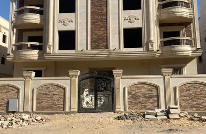 Apartment - 3 Bedrooms - 4 Bathrooms for sale in El Koronfel - The 5th Settlement - New Cairo City - Cairo