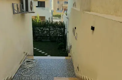 فيلا - 4 غرف نوم - 3 حمامات للبيع في فرست هايتس - محور 26 يوليو - مدينة 6 أكتوبر - الجيزة