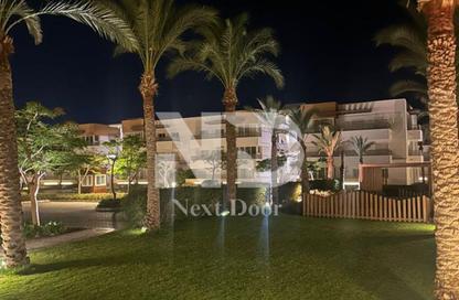 Chalet - 2 Bedrooms - 2 Bathrooms for rent in Almaza Bay - Qesm Marsa Matrouh - North Coast