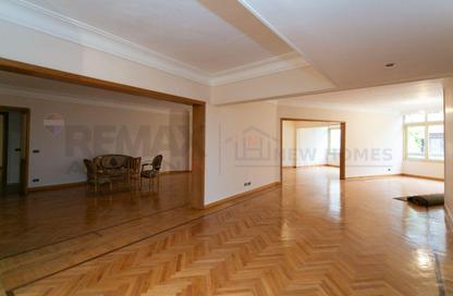 Apartment - 3 Bedrooms - 3 Bathrooms for sale in Laurent - Hay Sharq - Alexandria