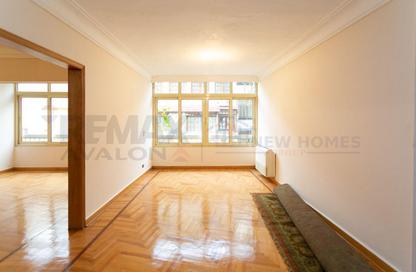 Apartment - 3 Bedrooms - 3 Bathrooms for sale in Laurent - Hay Sharq - Alexandria
