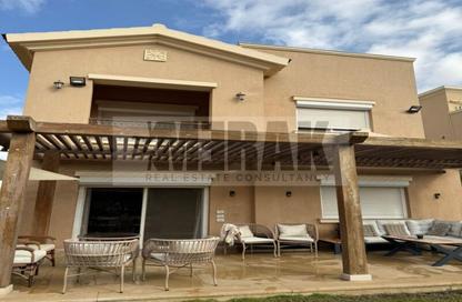Villa - 4 Bedrooms - 5 Bathrooms for sale in Mivida - 5th Settlement Compounds - The 5th Settlement - New Cairo City - Cairo