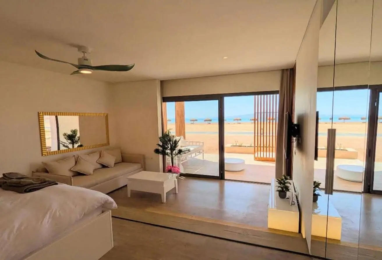 99796874 - Property Main Image