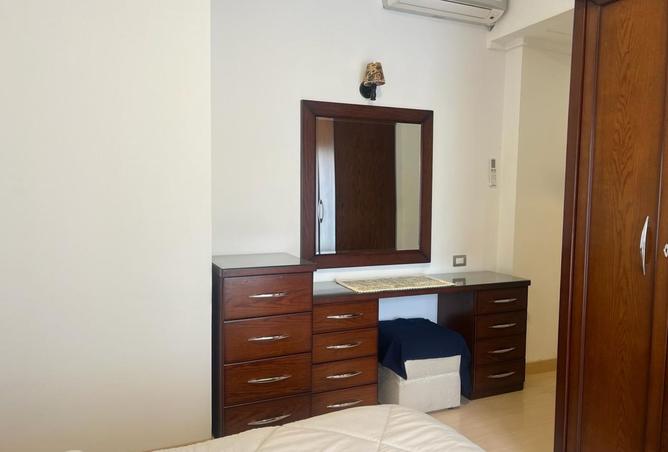 102903987 - Property Image 3