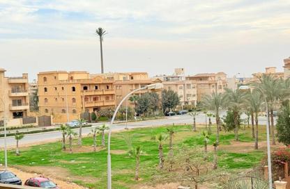 Apartment - 4 Bedrooms - 3 Bathrooms for sale in West Somid Road - West Somid - 6 October City - Giza