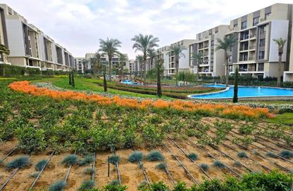 Apartment - 3 Bedrooms - 2 Bathrooms for sale in Moon Residences - Fifth Square - The 5th Settlement - New Cairo City - Cairo
