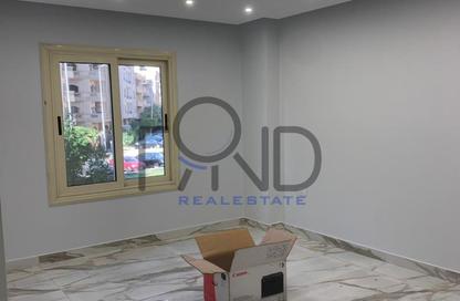 شقة - 3 غرف نوم - 2 حمامات للايجار في عمارات البنفسج - البنفسج - مدينة القاهرة الجديدة - القاهرة
