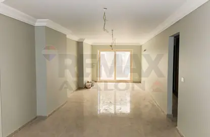 Office Space - 3 Bedrooms - 2 Bathrooms for rent in Valore Smouha - Smouha - Hay Sharq - Alexandria