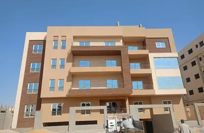 Apartment - 3 Bedrooms - 3 Bathrooms for sale in Bait Alwatan - The 5th Settlement - New Cairo City - Cairo