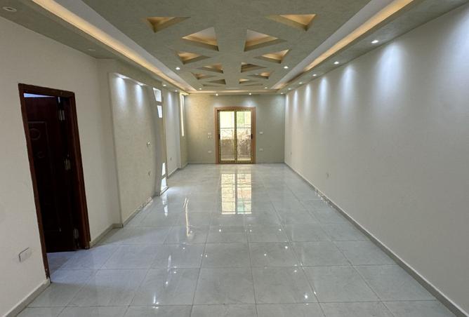 98549311 - Property Image 2