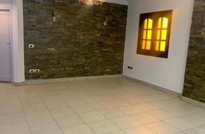 Apartment - 2 Bedrooms - 1 Bathroom for rent in El Laselky - New Maadi - Hay El Maadi - Cairo