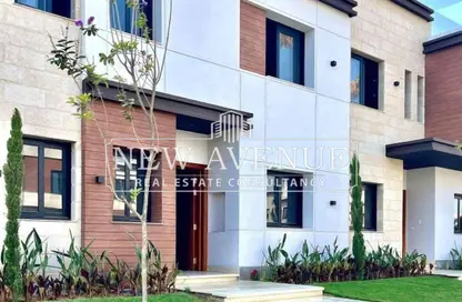 Townhouse - 3 Bedrooms - 3 Bathrooms for sale in Azzar - 5th Settlement Compounds - The 5th Settlement - New Cairo City - Cairo