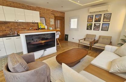 Apartment - 2 Bedrooms - 1 Bathroom for rent in Bahgat Ali St. (Ebn Al Nabeh) - Zamalek - Cairo