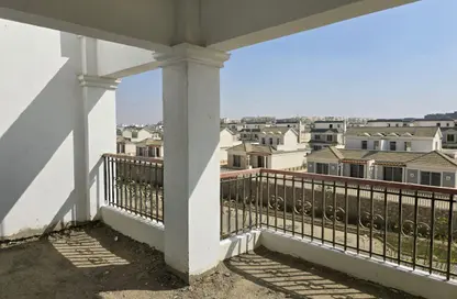 Apartment - 3 Bedrooms - 3 Bathrooms for sale in Mountain View iCity - 5th Settlement Compounds - The 5th Settlement - New Cairo City - Cairo