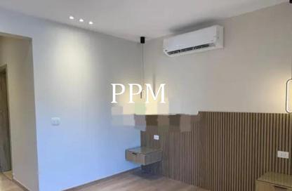 Apartment - 2 Bedrooms - 2 Bathrooms for rent in Moon Residences - Fifth Square - The 5th Settlement - New Cairo City - Cairo