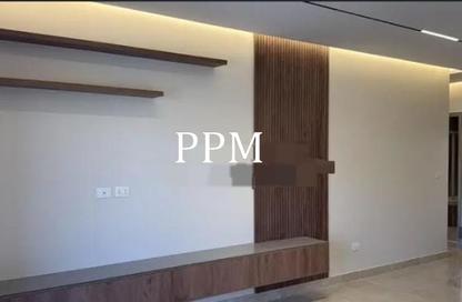 Apartment - 2 Bedrooms - 2 Bathrooms for rent in Moon Residences - Fifth Square - The 5th Settlement - New Cairo City - Cairo