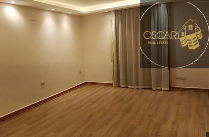 Apartment - 3 Bedrooms - 1 Bathroom for rent in Mosadak St. - Dokki - Giza Apartment - 3 Bedrooms - 1 Bathroom for rent in Mosadak St. - Dokki - Giza