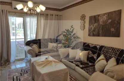 شقة - 3 غرف نوم - 2 حمامات للايجار في مدينة الخمائل - كمبوندات الشيخ زايد - الشيخ زايد - الجيزة