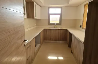 شقة - 3 غرف نوم - 3 حمامات للبيع في المقطم - القاهرة