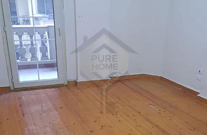 Apartment - 2 Bedrooms - 1 Bathroom for rent in Smouha Square - Smouha - Hay Sharq - Alexandria