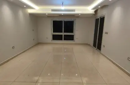 شقة - 3 غرف نوم - 2 حمامات للايجار في شارع ال ٩٠ الجنوبي - شارع التسعين الجنوبي - التجمع الخامس - مدينة القاهرة الجديدة - القاهرة