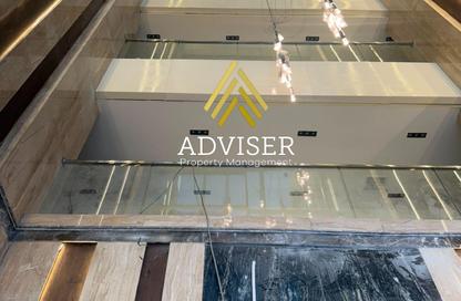 مساحات مكتبية - استوديو - 1 حمام للبيع في ثري سكوير تاور - الحى المالى - العاصمة الإدارية الجديدة - القاهرة