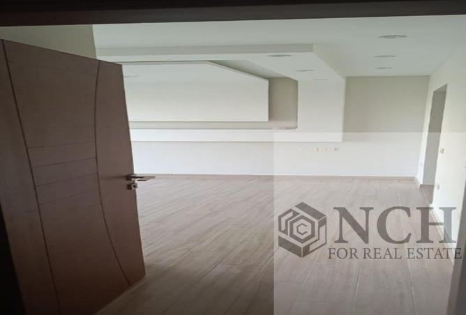 8693741 - صورة العقار 2