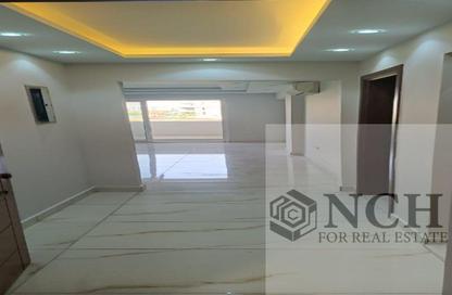 Apartment - 3 Bedrooms - 3 Bathrooms for rent in Hyde Park - New Cairo City - Cairo