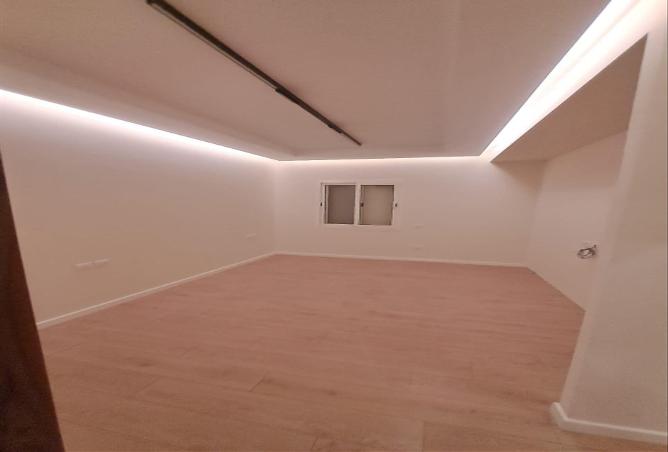 8608632 - Property Image 3