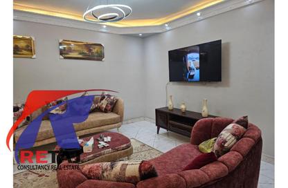 Apartment - 3 Bedrooms - 1 Bathroom for rent in Dr Al Batrawy St. - 1st Zone - Nasr City - Cairo Apartment - 3 Bedrooms - 1 Bathroom for rent in Dr Al Batrawy St. - 1st Zone - Nasr City - Cairo
