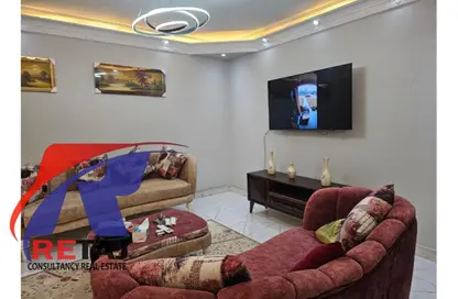 Apartment - 3 Bedrooms - 1 Bathroom for rent in Dr Al Batrawy St. - 1st Zone - Nasr City - Cairo