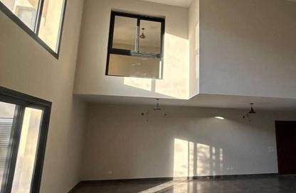 فيلا - 3 غرف نوم - 4 حمامات للبيع في أو ويست - كمبوندات 6 أكتوبر - مدينة 6 أكتوبر - الجيزة