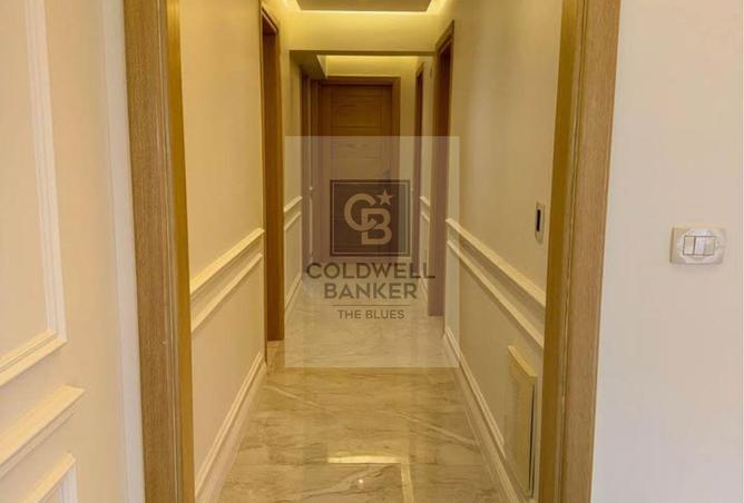 98009429 - Property Image 3