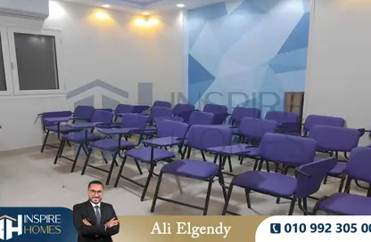 Clinic - 1 Bedroom - 1 Bathroom for rent in Port Said St. - Sporting - Hay Sharq - Alexandria