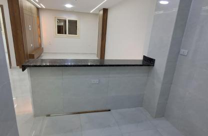 Apartment - 3 Bedrooms - 2 Bathrooms for sale in Gate 4 - Mena - Hadayek El Ahram - Giza