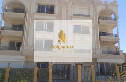 Apartment - 3 Bedrooms - 2 Bathrooms for sale in American University Housing District - 5th Settlement Compounds - The 5th Settlement - New Cairo City - Cairo