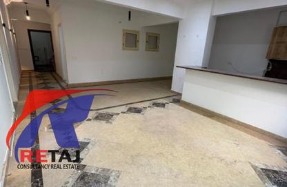 Apartment - 3 Bedrooms - 2 Bathrooms for rent in Orouba Axis - Area A - Ganoob El Acadimia - New Cairo City - Cairo