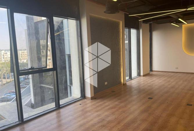 2OiltGeAg3k - الصورة الرئيسية للعقار