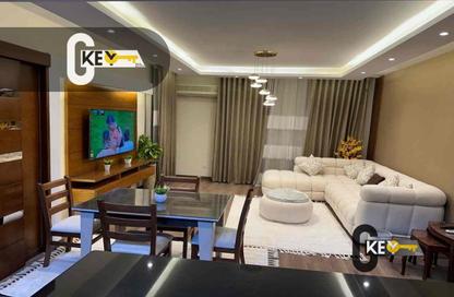 Apartment - 2 Bedrooms - 1 Bathroom for rent in El Rehab Extension - Al Rehab - New Cairo City - Cairo