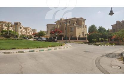فيلا - 5 غرف نوم - 7 حمامات للايجار في جراند ريزيدنس - المستثمرين الجنوبية - مدينة القاهرة الجديدة - القاهرة