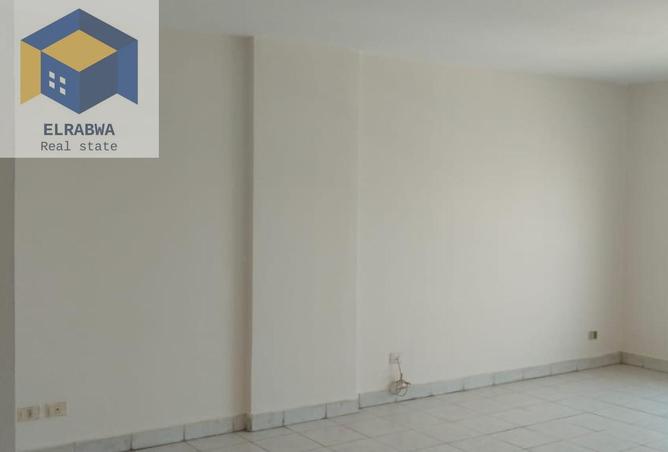 87643854 - صورة العقار 2