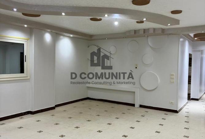 8721149 - Property Image 2