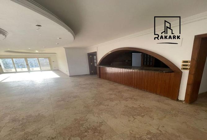 8581821 - Property Image 3