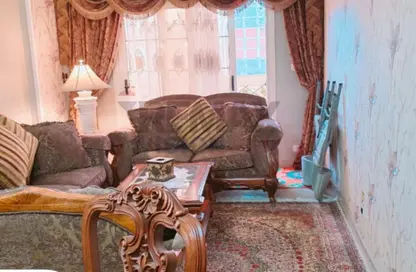 Apartment - 3 Bedrooms - 1 Bathroom for sale in Moharam Bek St. - Moharam Bek - Hay Wasat - Alexandria