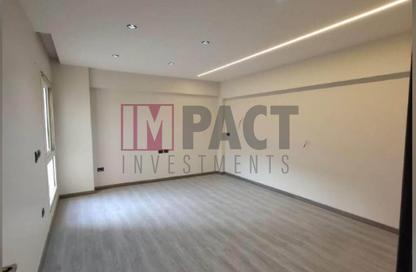 Apartment - 2 Bedrooms - 2 Bathrooms for sale in Mountain View iCity - 5th Settlement Compounds - The 5th Settlement - New Cairo City - Cairo