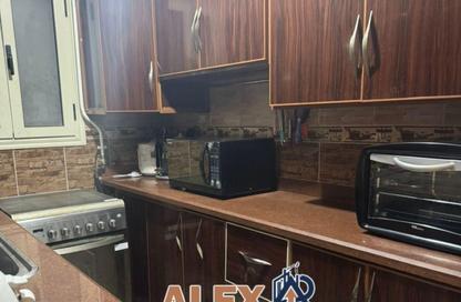 Apartment - 2 Bedrooms - 1 Bathroom for sale in Al Ekbal St. - Laurent - Hay Sharq - Alexandria