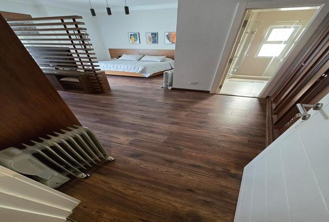 8566991 - Property Image 2